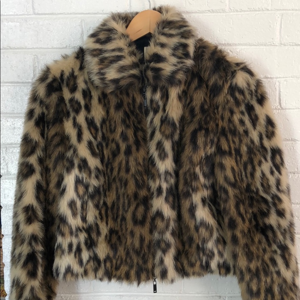 Gorgeous Faux Fur leopard coat - XS